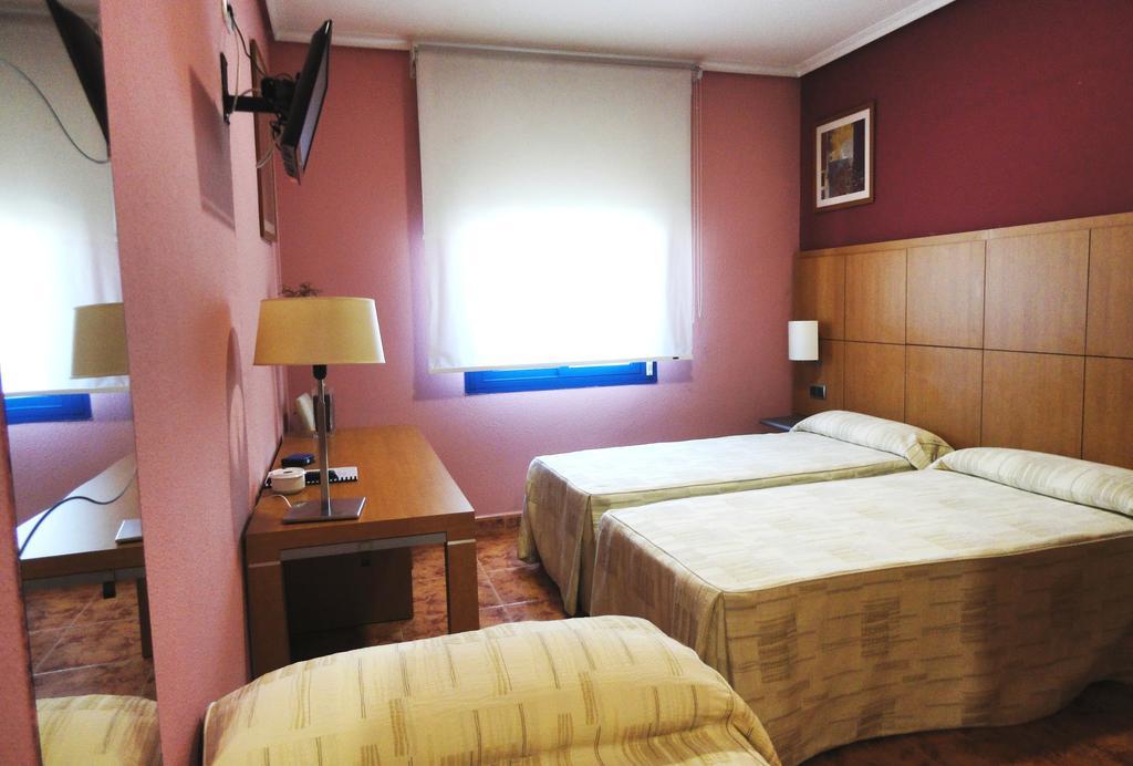 Hotel Mirador Velilla de San Antonio Exteriör bild